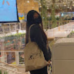 Meet your Posher, Cherize flores